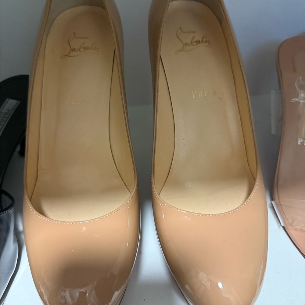 Christian Louboutin Beige Patent Leather Heels